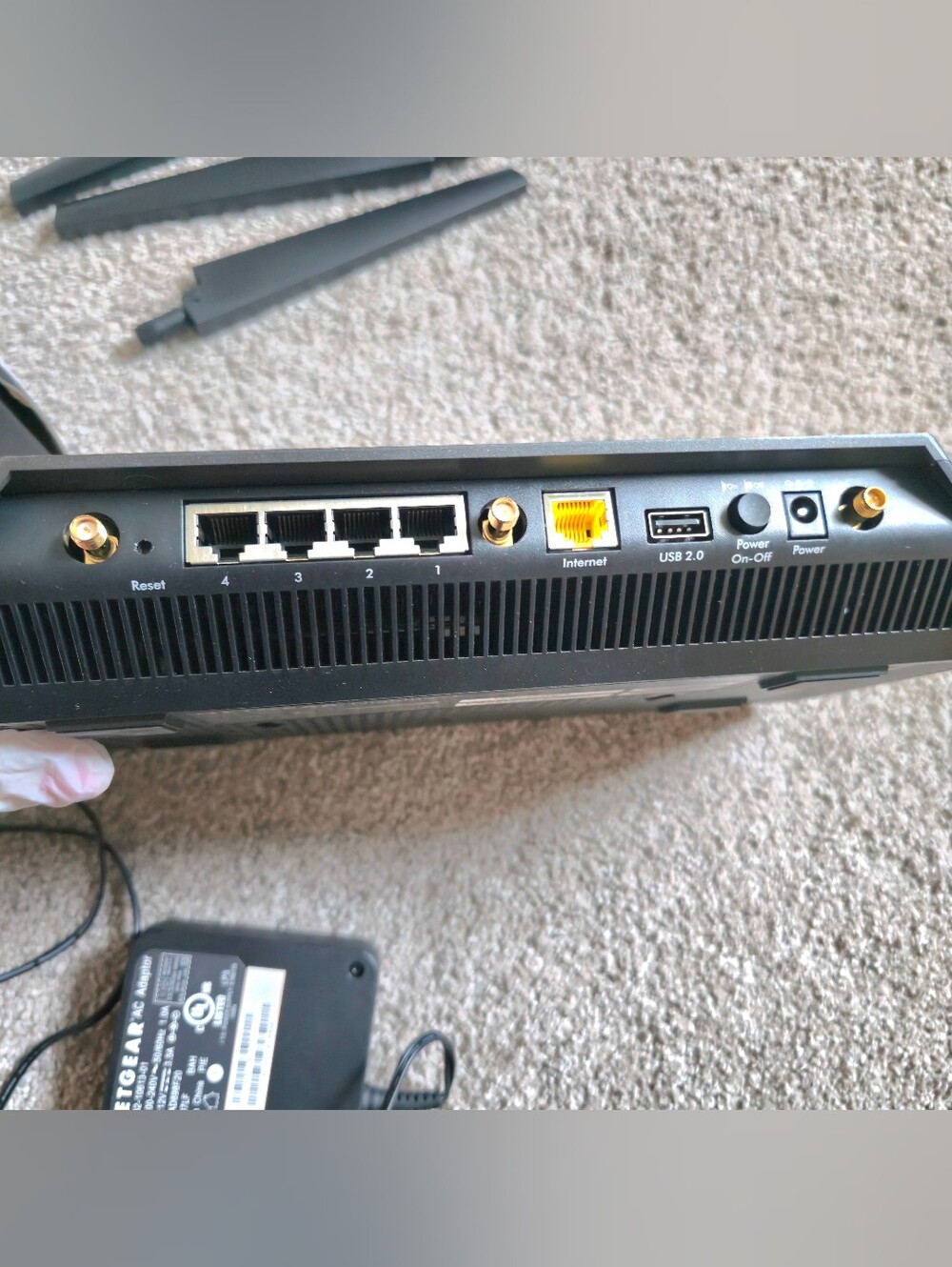 NETGEAR Nighthawk AC1900 Smart WiFi Router R7000 Dual Core Processor 1GHz - Picture 3 of 6